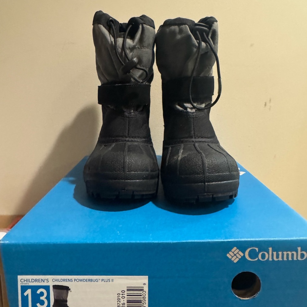 Columbia Kids Black and Gray Snow Boots